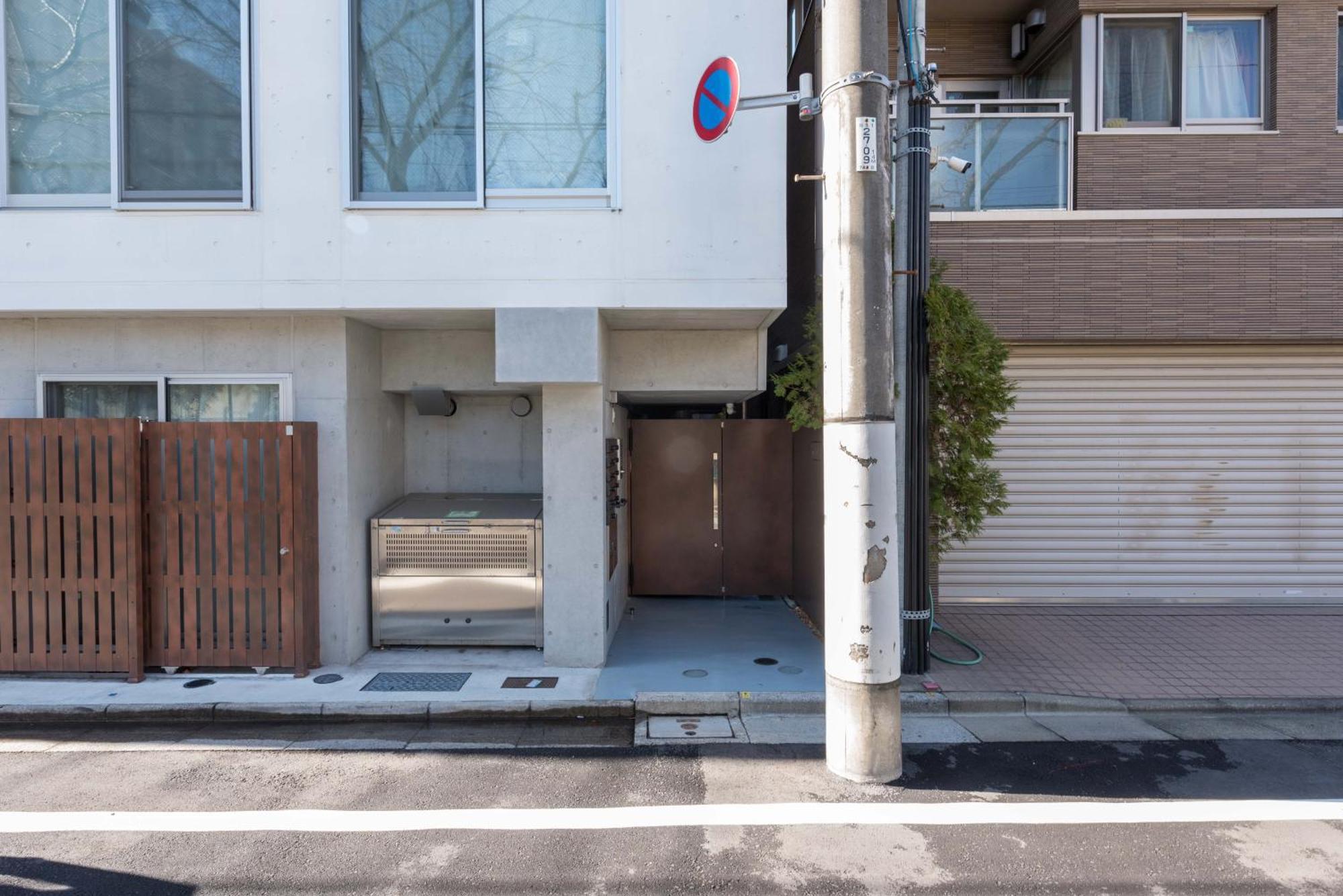 Fare Metallo Tokyo Nakano 11-Room Hotel — Photos 1